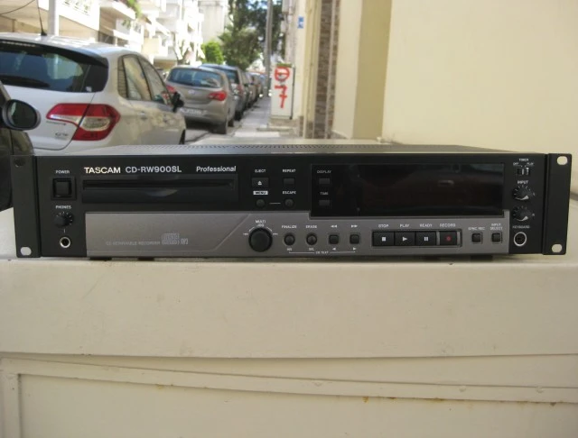 Tascam CD-RW900SL CD Recorder