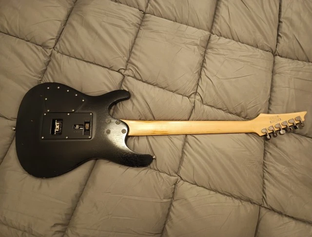 Ibanez s420 - ανταλλαγή με headless κιθάρα