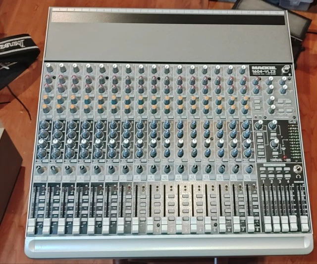 Mackie VLZ 3 