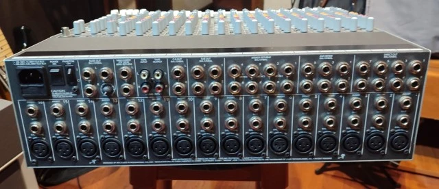 Mackie VLZ 3 
