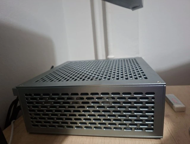 RTX 4060 Ryzen 7700 mini gaming PC