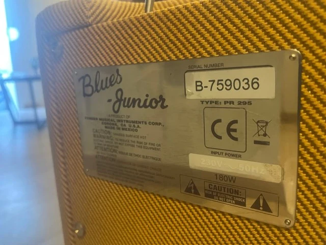 Fender Blues Junior Lacquered Τweed