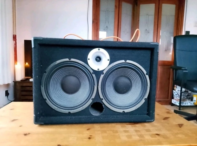 Eden 2x10 300w model EX210N4