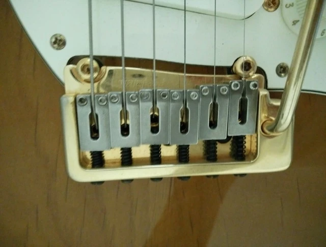 Fret-King Corona John Verity