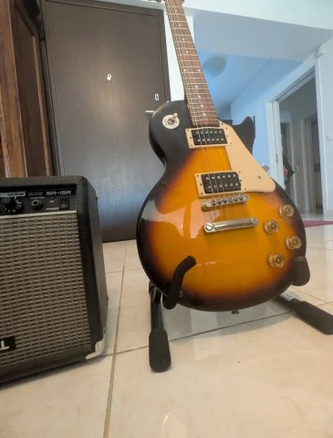 Epiphone Les Paul 100  + Ενισχυτής 15W +