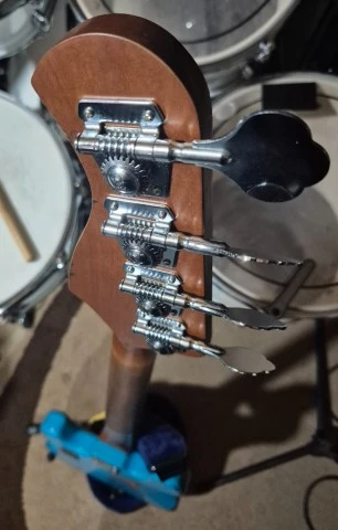 Fame Custom Shop Jazzbass