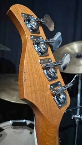 Fame Custom Shop Jazzbass