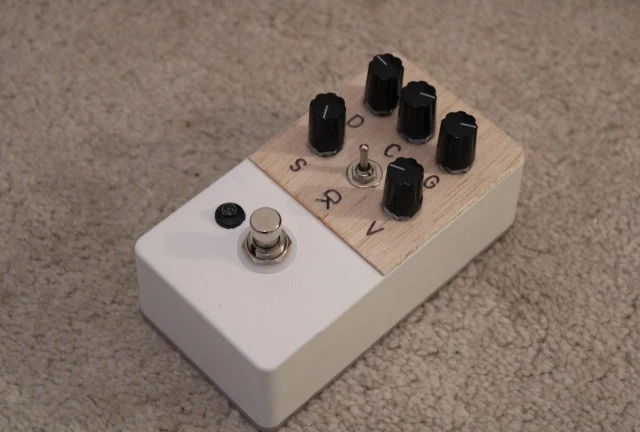 Κλώνος Fat Fuzz Factory
