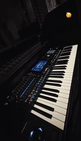 KORG PA5x 61Keys for sell