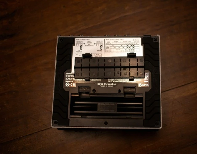 Boss RE-20 Roland Space Echo