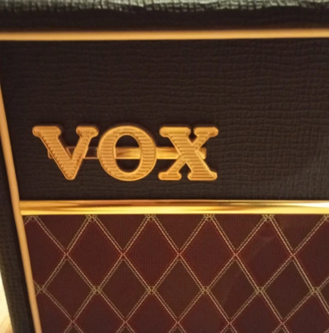 Ενισχυτής ηλ.κιθάρας με λυχνίες VOX AC10