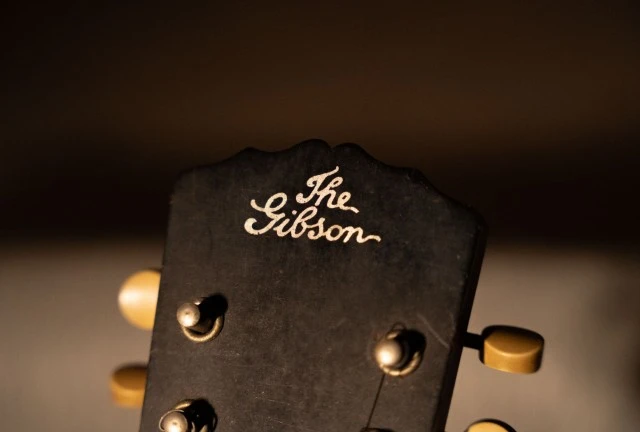 Vintage A-style Mandolin (early 20th cen