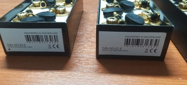 Schertler Acoustic guitar keys