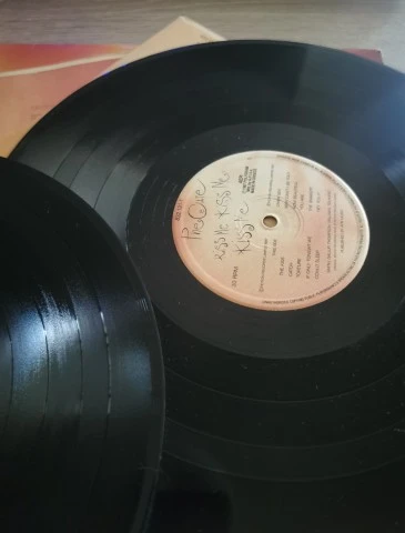 The Cure - Kiss Me, Kiss Me, Kiss Me (2L