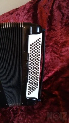 Crucianelli Accordion 120αρι