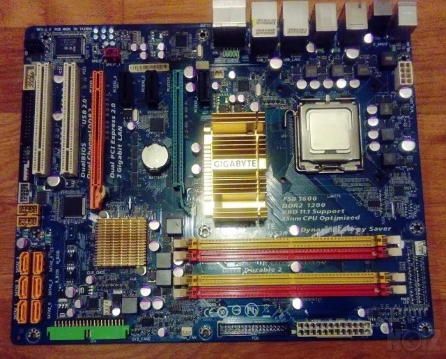 Gigabyte GA-EP45-DS3R με πρόβλημα