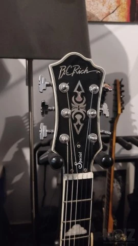 Bc Rich Mockingbird special EMG