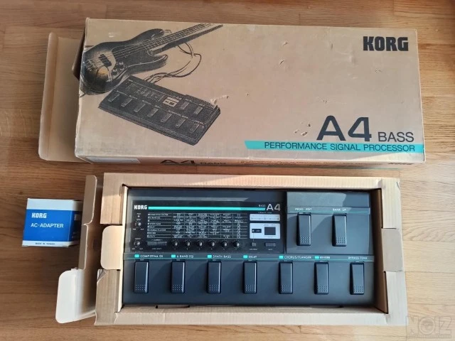 Πεταλιερα μπασου Korg A4
