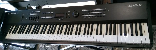 Πιάνο KURZWEIL SP5-8 Stage piano