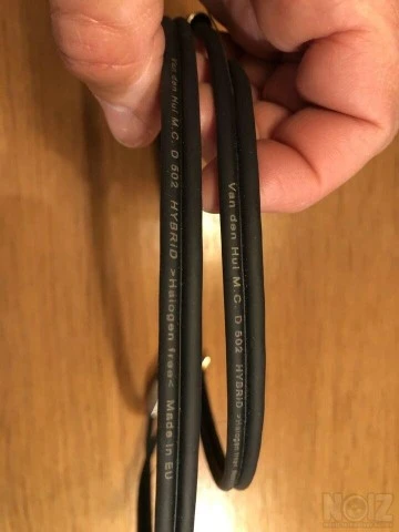Καλώδια Interconnect Van Den Hul M C D-