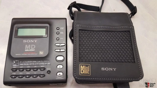Sony MZ - 1 Mini Disk Portable Recorder