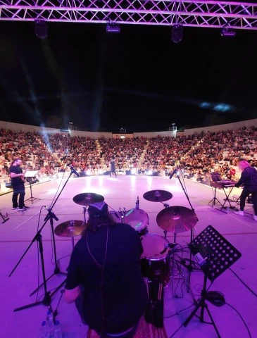 Drummer διαθεσιμος