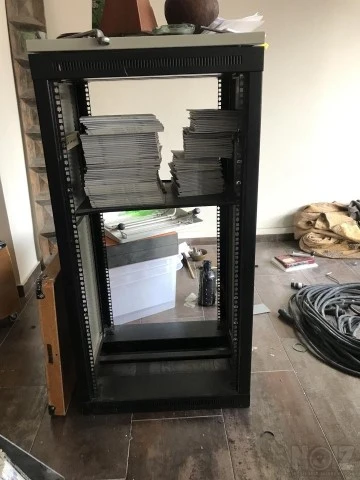 Rack με πολλά U