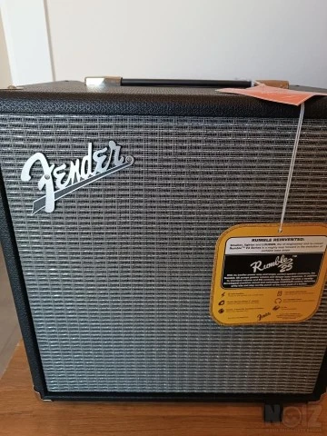 Fender Rumble 25 bass guitar amplifier