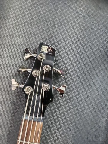Bass combo epiphone και ibanez