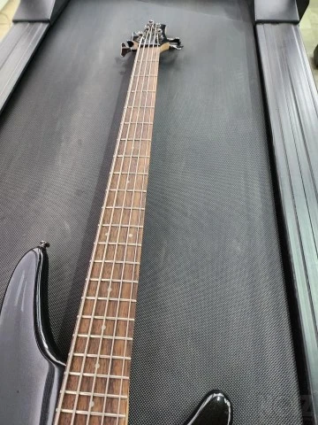 Bass combo epiphone και ibanez