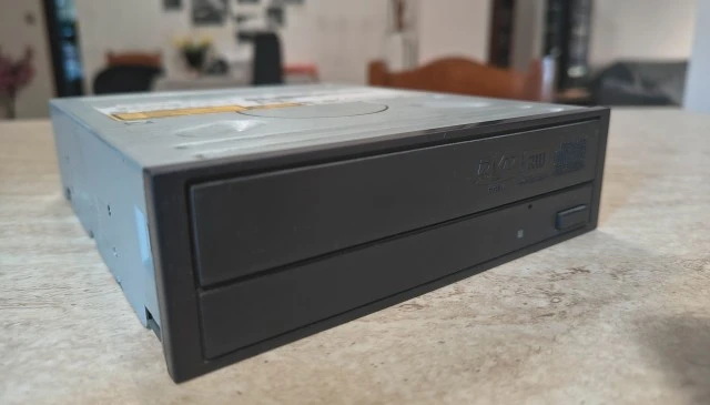 Hitachi DVD recorder συμβατο με IDE/PATA