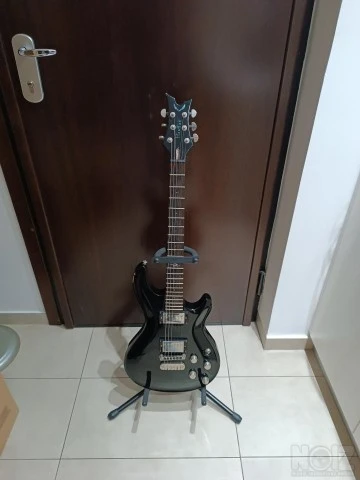 DEAN Hardtail electric guitar