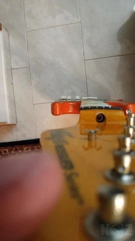 Vintage V6 Stratocaster