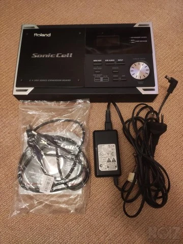 Roland SonicCell - Expandable Synthesizer