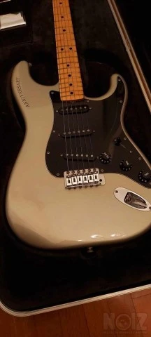 Fender 25th Anniversary Stratocaster - S