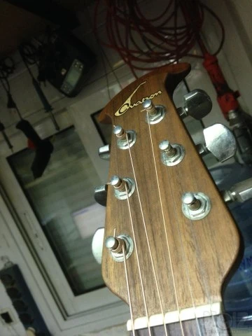 Ovation Ellit Standard