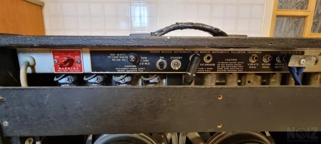Fender Super Six Reverb Λαμπάτος