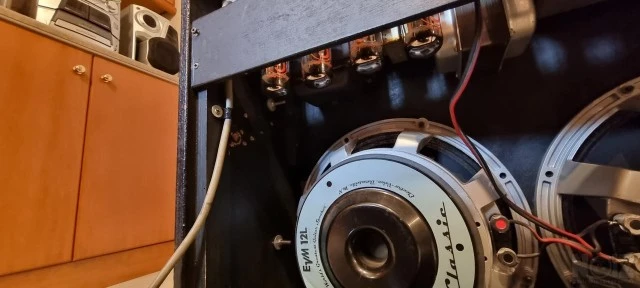 Fender Super Six Reverb Λαμπάτος