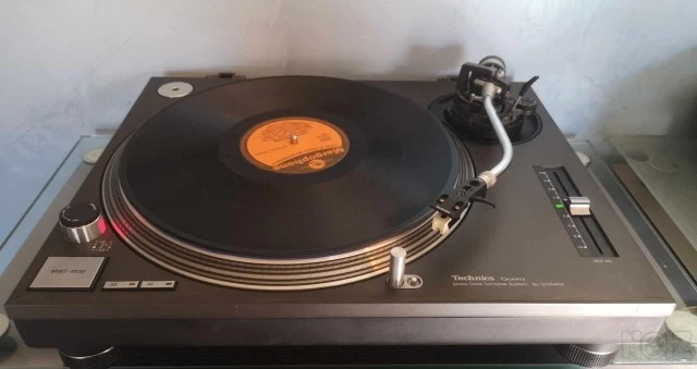 Technics SL-1210