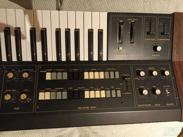 Synthesizer YAMAHA CS15D αναλογικό