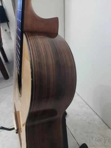 Χειροποίητη κλασική κιθάρα