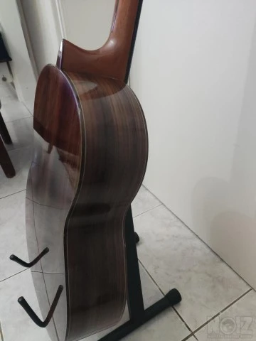 Χειροποίητη κλασική κιθάρα