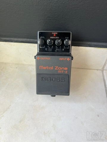 Boss Metal Zone Distortion