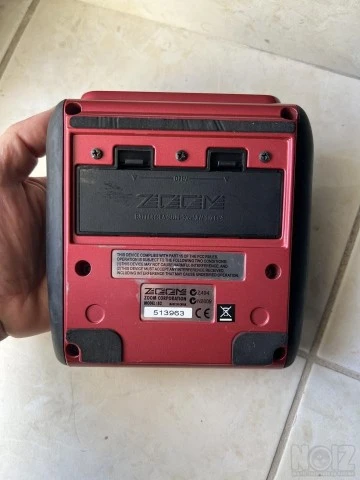 ZOOM B2 Bass Multi Effects