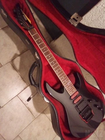YAMAHA RGX 612s