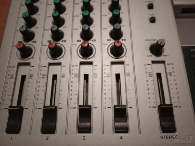 Yamaha MD4S 4-Track Minidisc Recorder