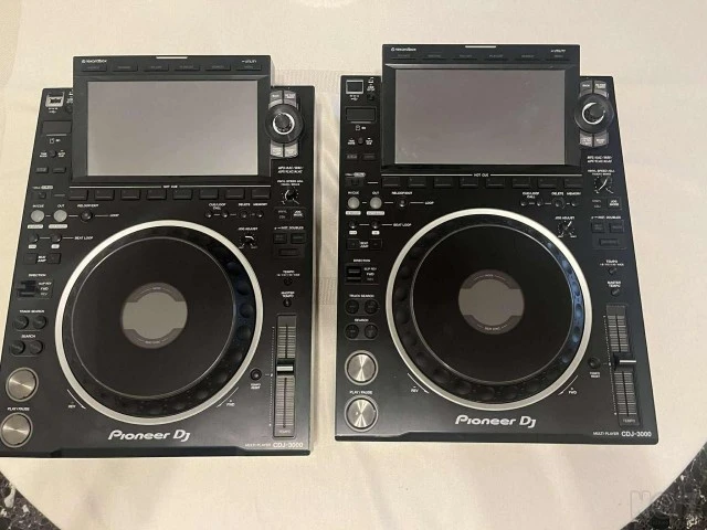Pioneer CDJ 3000