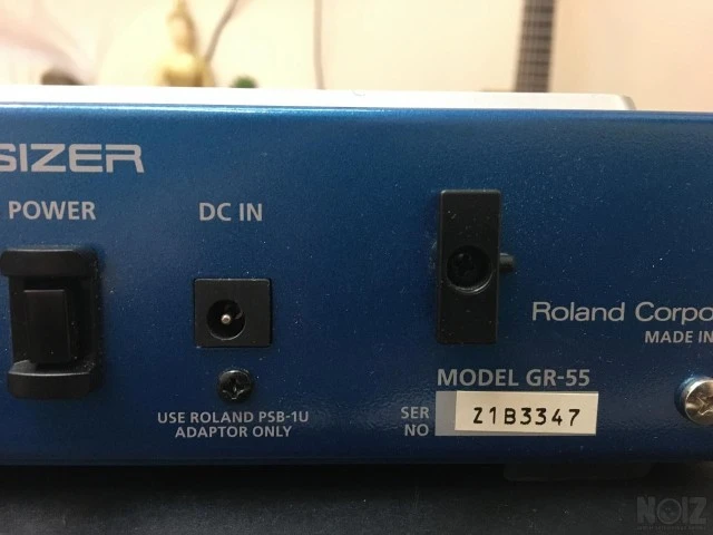 Roland GR-55 Guitar Synthesizer