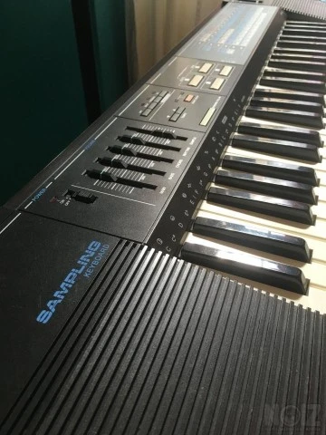 Casio SK-2100 Sampling keyboard (rare)