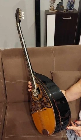 Μπουζούκι τετράχορδο αντίκα